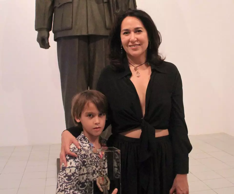 potret Frederik Kiran cucu Soekarno dari kecil hingga kini © 2024 brilio.net potret Frederik Kiran cucu Soekarno dari kecil hingga kini © 2024 brilio.net