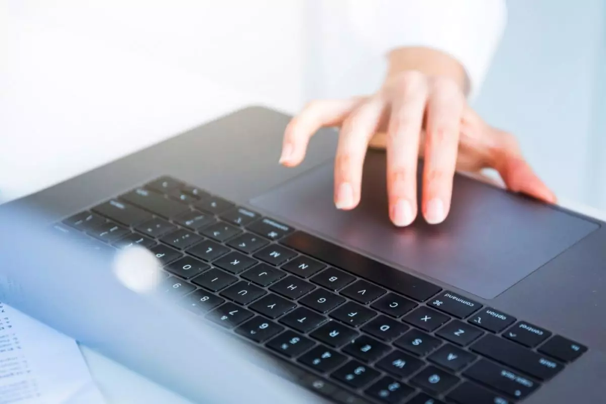 8 Cara memperbaiki fitur gulir dua jari yang tidak berfungsi di touchpad laptop Windows