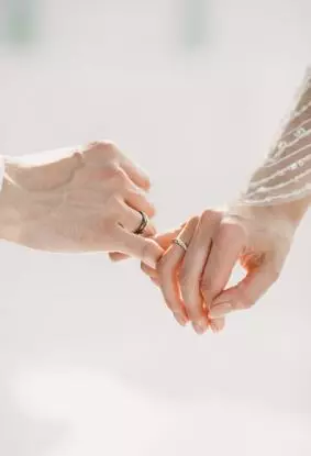 Kisah apes pemuda di Cianjur yang istrinya lelaki Berbagai sumber