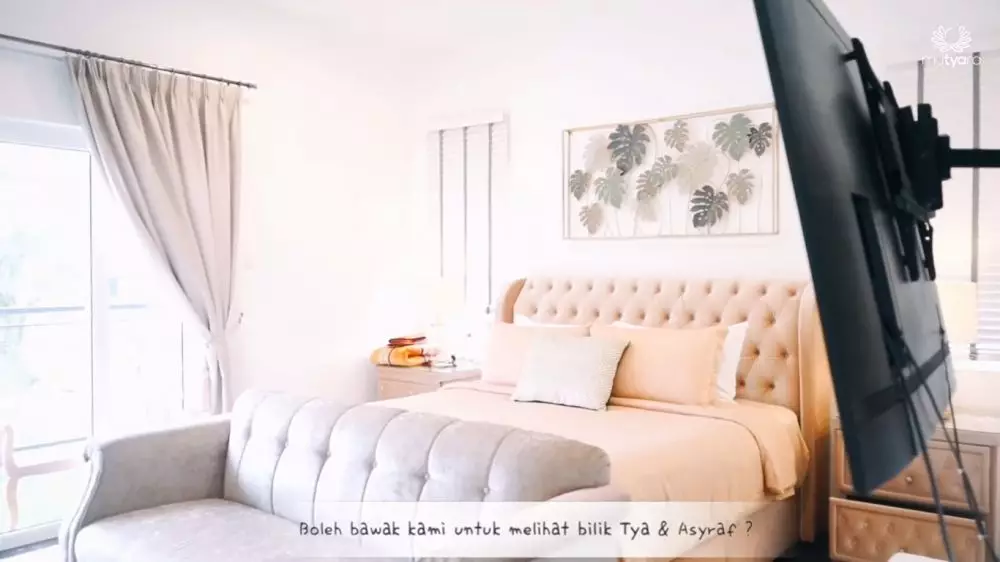 kamar tya arifin di malaysia © 2024 YouTube