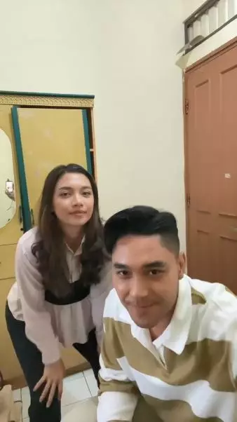 siti badriah angela gilsha akrab © 2024 TikTok