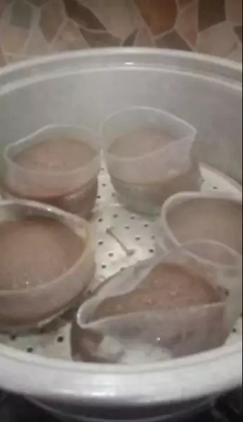 Potret kocak momen apes ketika masak di dapur Berbagai sumber