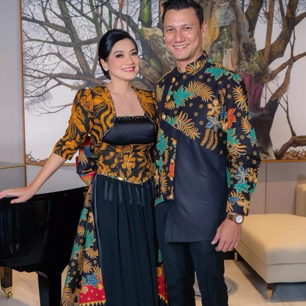 Titi Kamal punya ruang makeup dengan salon mini yang nyambung ke kamar, intip 11 penampakannya