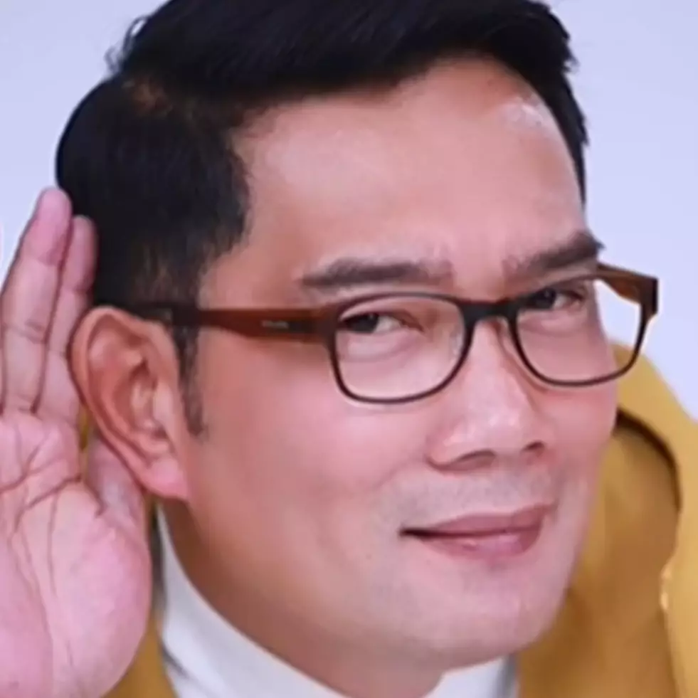 11 Jokes bapak-bapak ala Ridwan Kamil ini bikin warganet kicep, auto pasang mode ketawa karier