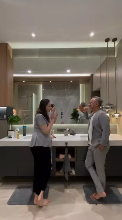 toilet Mona Ratuliu luas © Instagram toilet Mona Ratuliu luas © Instagram