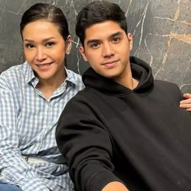 Kini pilih tinggal bareng Maia, 11 potret kamar tidur Al Ghazali ini koleksi fotonya tuai sorotan