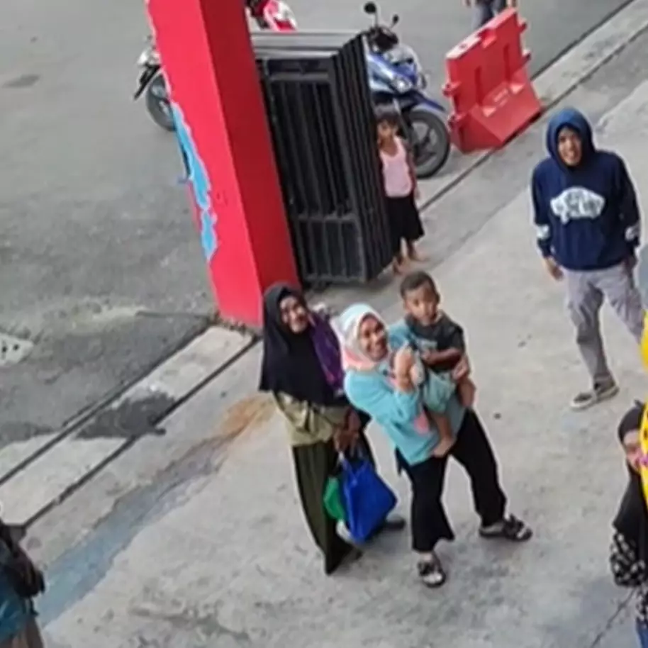 Bukan kebakaran atau ada ular, alasan emak-emak panggil damkar ini sepele dan bikin nggak habis pikir