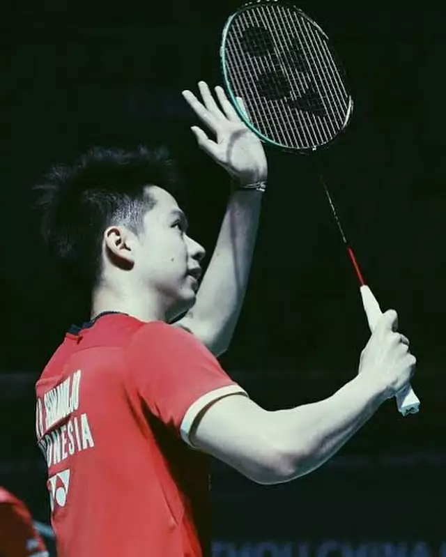 kevin sanjaya gantung raket © instagram