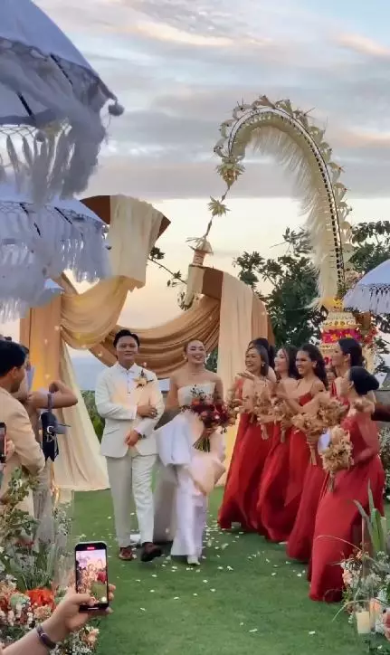 kemeriahan resepsi kedua mahalini rizky febian © instagram