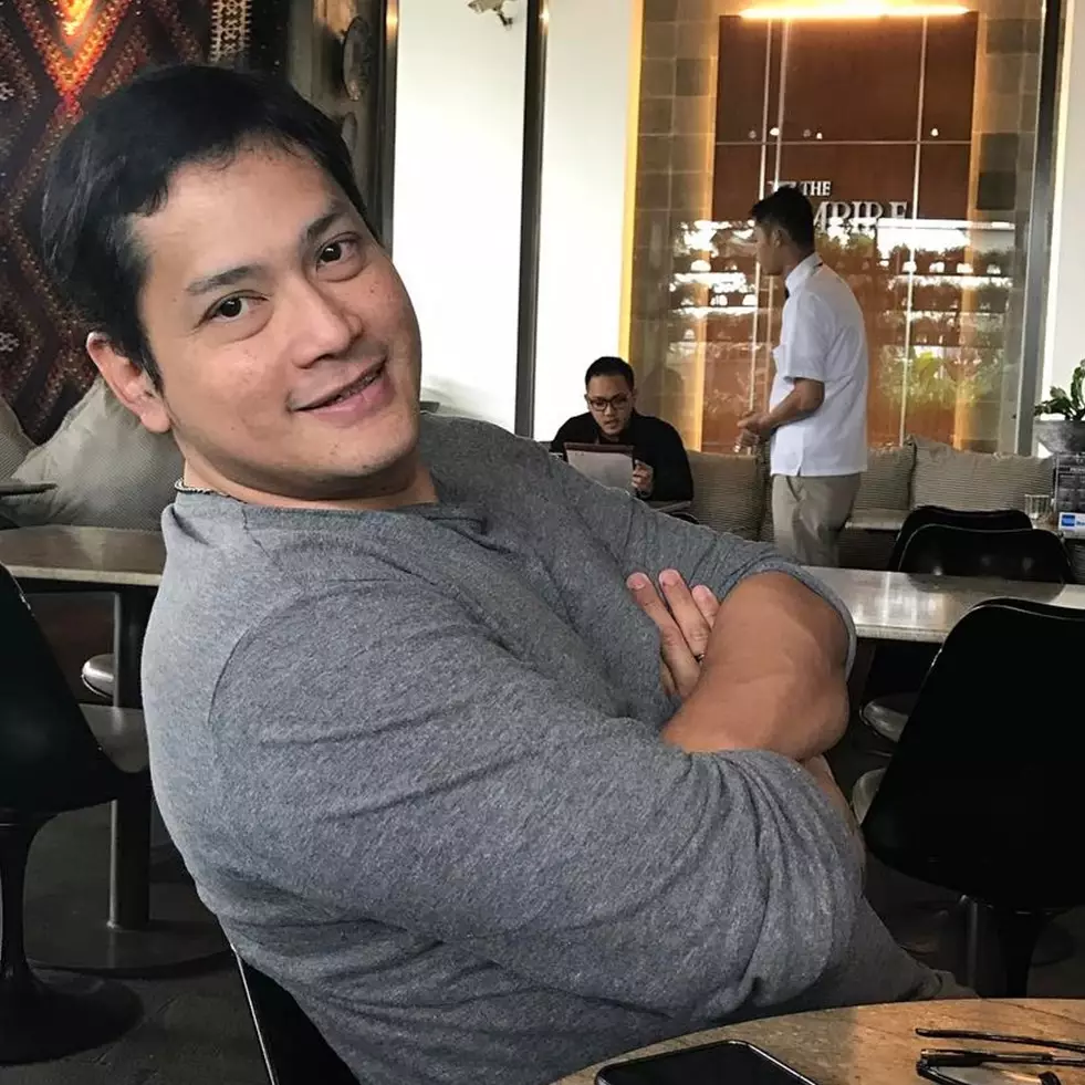 9 Momen pernikahan Sasqia Putri anak Onky Alexander aktor Catatan Si Boy, dihadiri keluarga Cendana