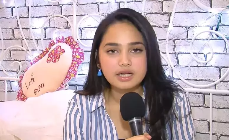 kamar tidur Syifa Hadju BTS © YouTube