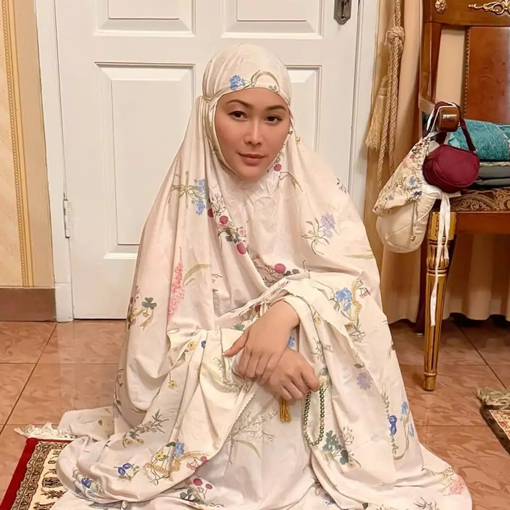 Inul Daratista selipkan doa di acara tasyakuran, panggilan untuk Ruben Onsu bikin salah fokus