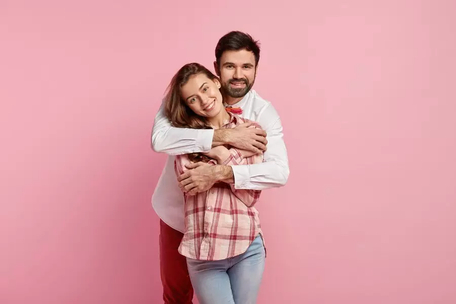 Kata-kata gombal lucu buat suami © 2024 freepik.com