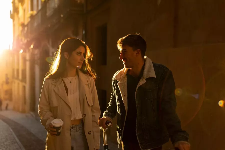 pantun buat pacar cowok, romantis dan menyentuh hati © 2024 freepik.com