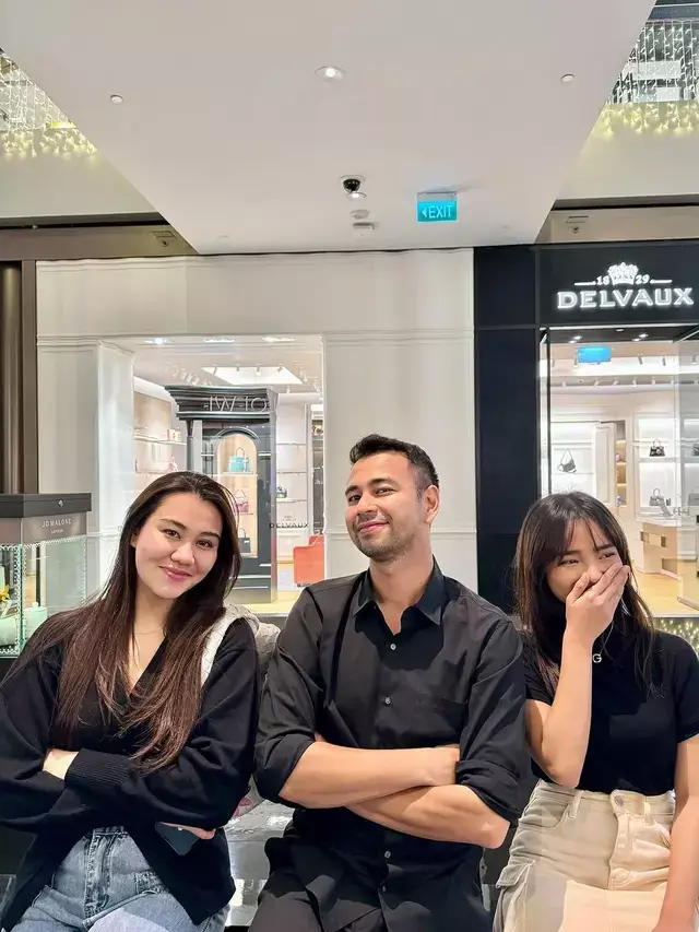 fuji minta maaf ke aaliyah massaid © 2024 brilio.net