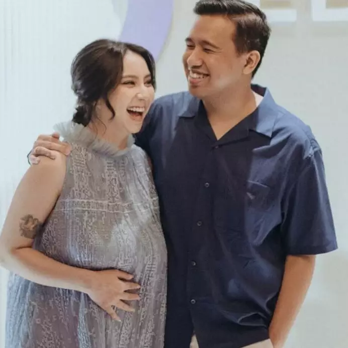 9 Momen Clairine Clay gelar syukuran 7 bulan kehamilan, aura keibuannya dipuji kian terpancar