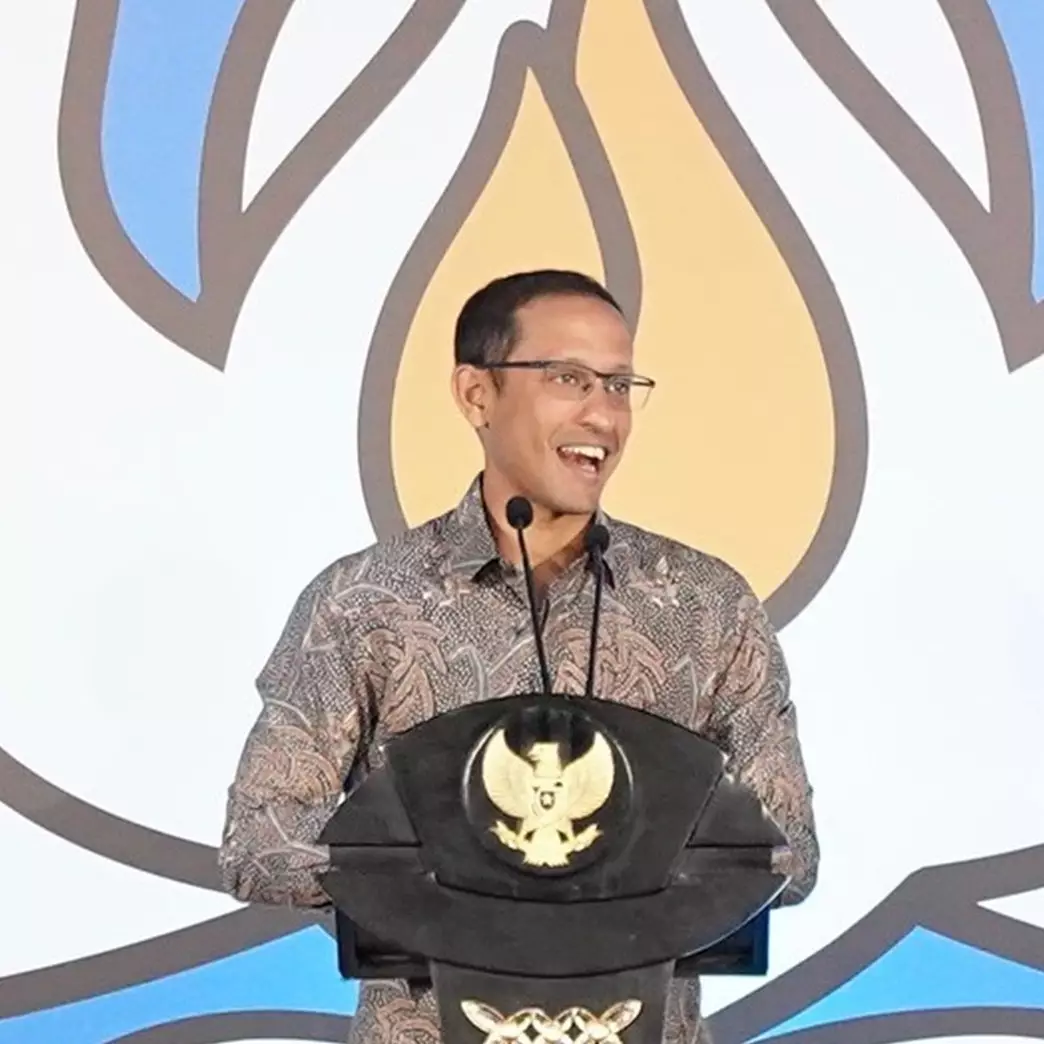 Nadiem Makarim resmi batalkan kenaikan UKT, singgung cemas melihat angka besaran biaya pendidikan