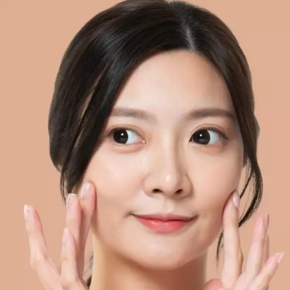 7 Rekomendasi produk Kojie San untuk kulit kering, bantu bikin wajah antikasar