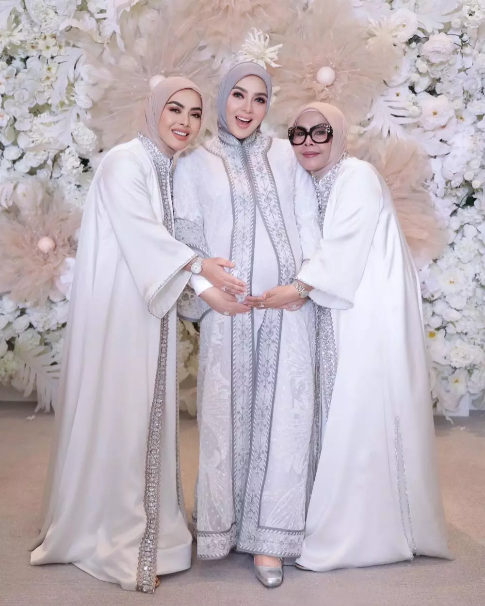 Perjuangan Syahrini punya anak © Instagram