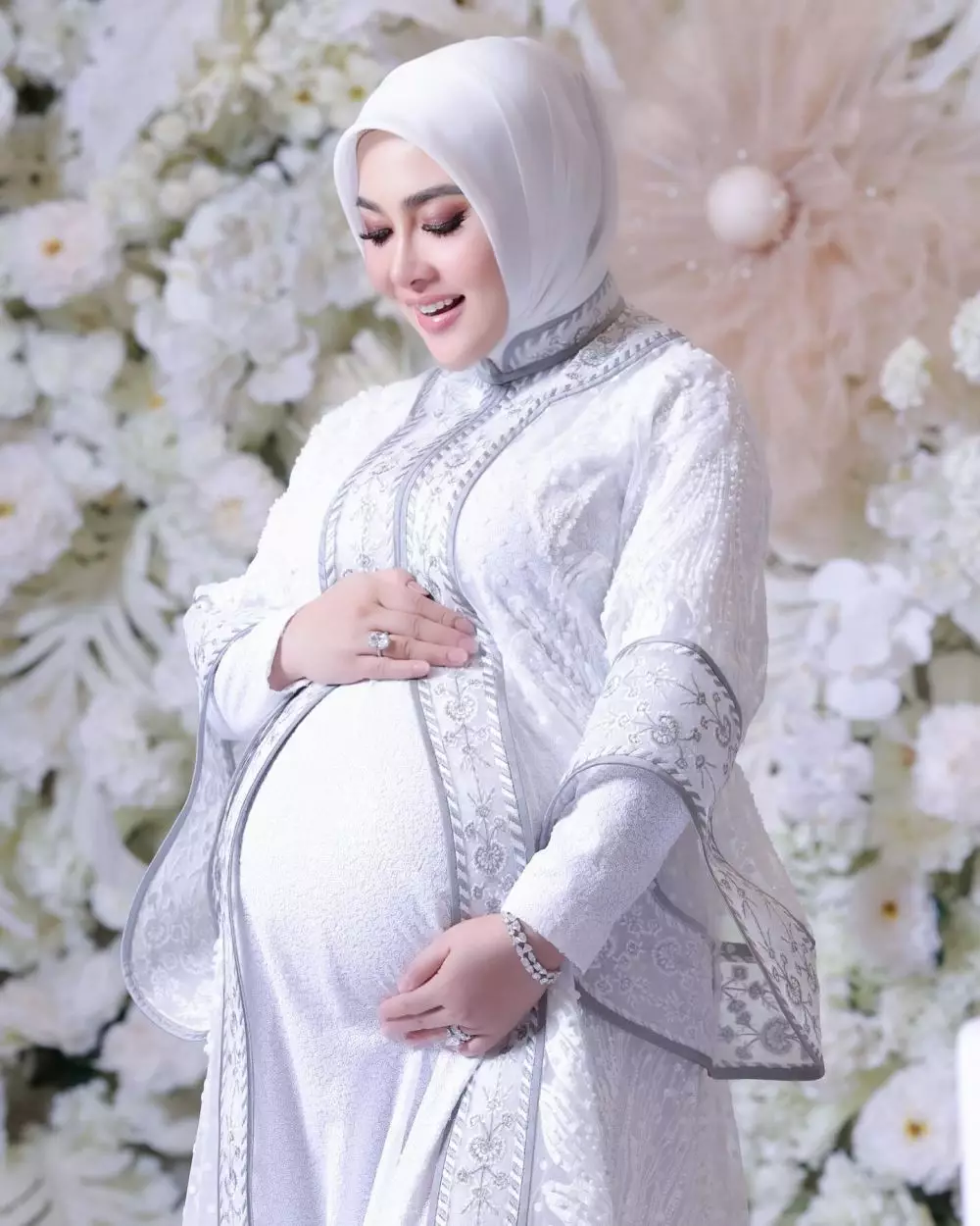 Perjuangan Syahrini punya anak © Instagram