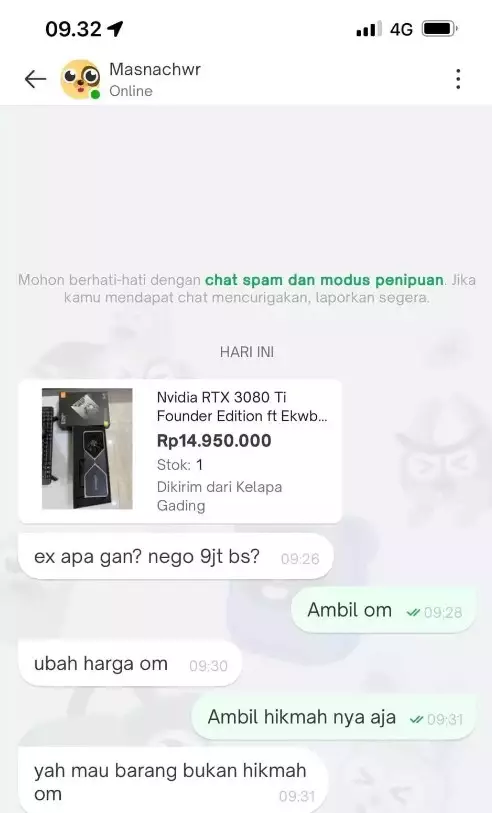 orang saat transaksi © X orang saat transaksi © X