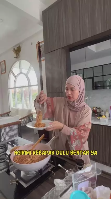 dapur Chacha Frederica full kayu © Instagram dapur Chacha Frederica full kayu © Instagram