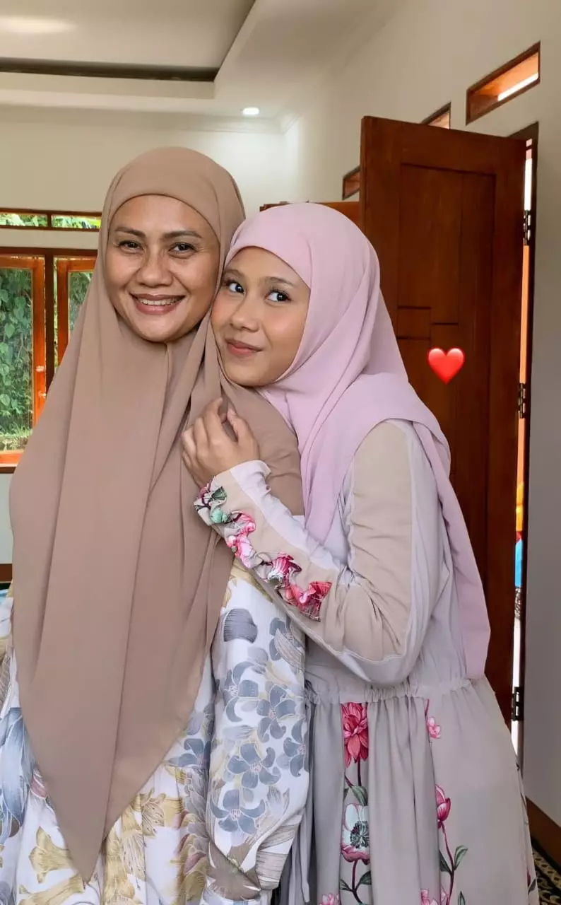 momen peresmian musala nadin amizah © Instagram momen peresmian musala nadin amizah © Instagram