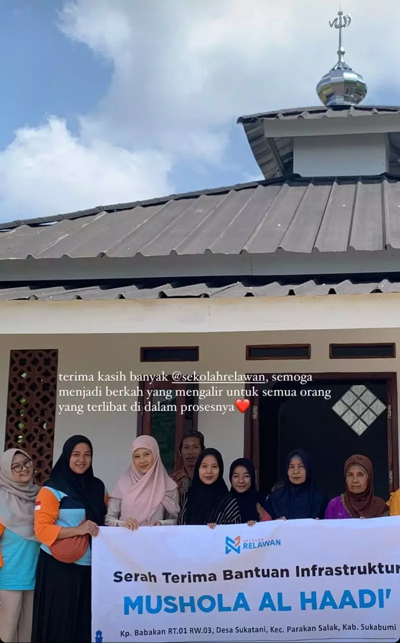 momen peresmian musala nadin amizah © Instagram momen peresmian musala nadin amizah © Instagram