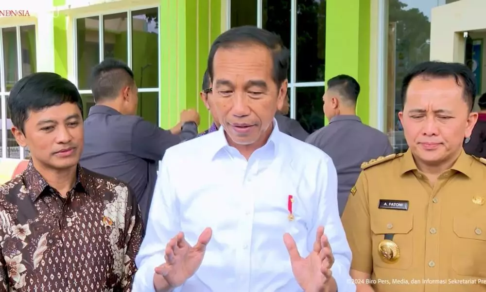 tanggapan jokowi soal putusan ma menghapus minimal umur cagub berbagai sumber