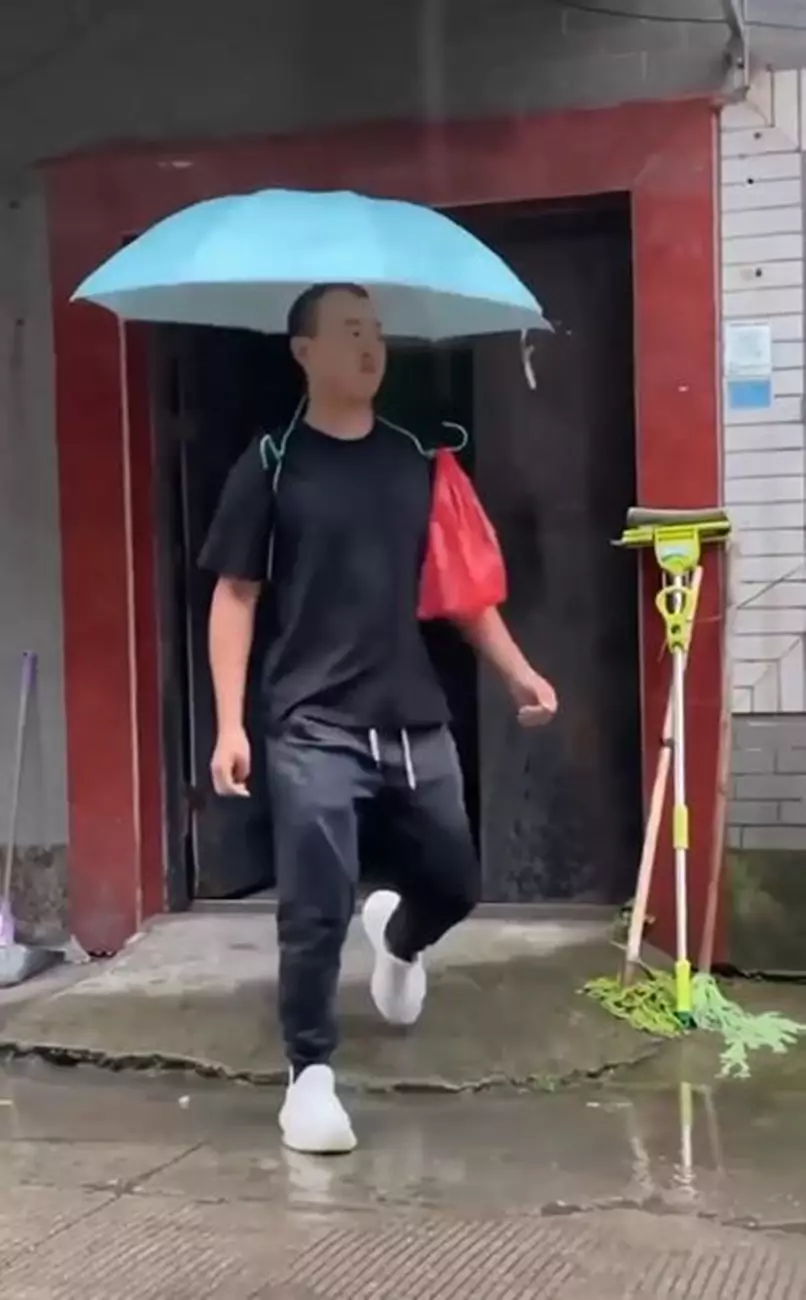 Lifehack nyeleneh payung gendong Instagram