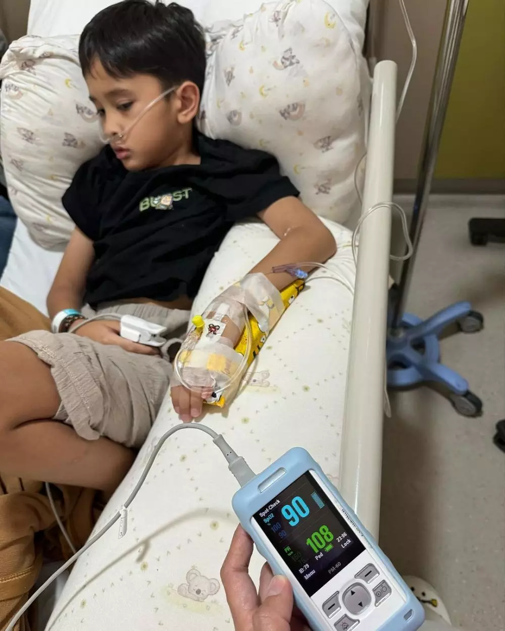 Curhat Zaskia Adya Mecca saat anak masuk ICU karena idap Pneumonia © 2024 Instagram