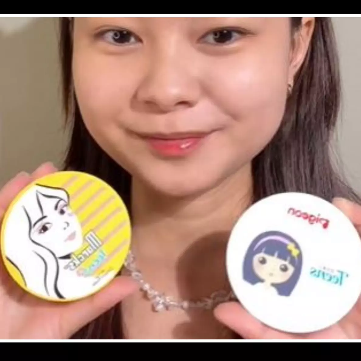 Uji kualitas 2 bedak padat remaja harga Rp 30 ribuan, mana yang aman dipakai ke sekolah?