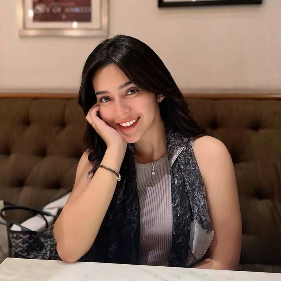 8 Seleb ini tak gengsi pakai BPJS Kesehatan untuk berobat, terbaru Irwan Chandra