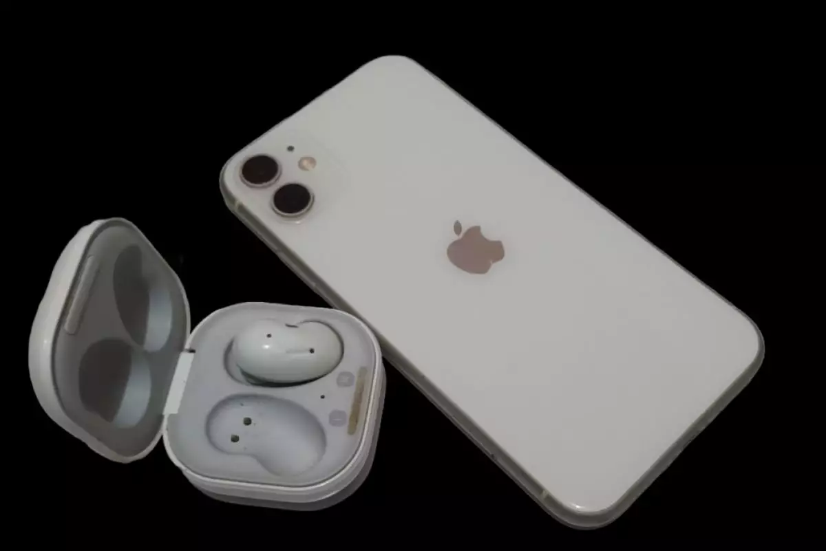 Cara menyandingkan Samsung Galaxy Buds ke perangkat lain, mulai Android hingga iPhone