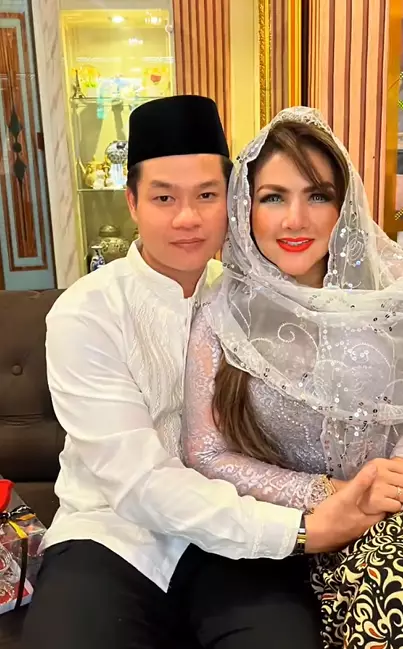 seleb nikah dengan mantan terbaru ada Barbie Kumalasari © 2024 Instagram