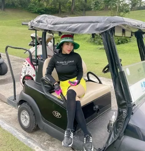 gaya hidup pedangdut Nayunda Nabila © 2024 Instagram gaya hidup pedangdut Nayunda Nabila © 2024 Instagram