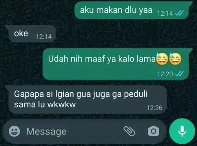 auto senyum pahit © X