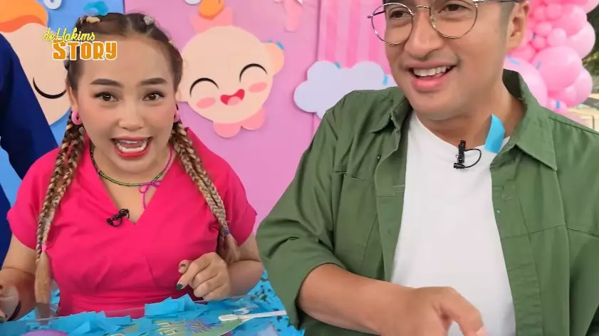 Mpok Alpa gelar gender reveal © YouTube