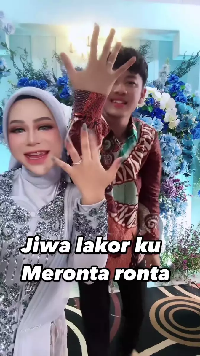 cimoy montok lamaran  © 2024 Instagram