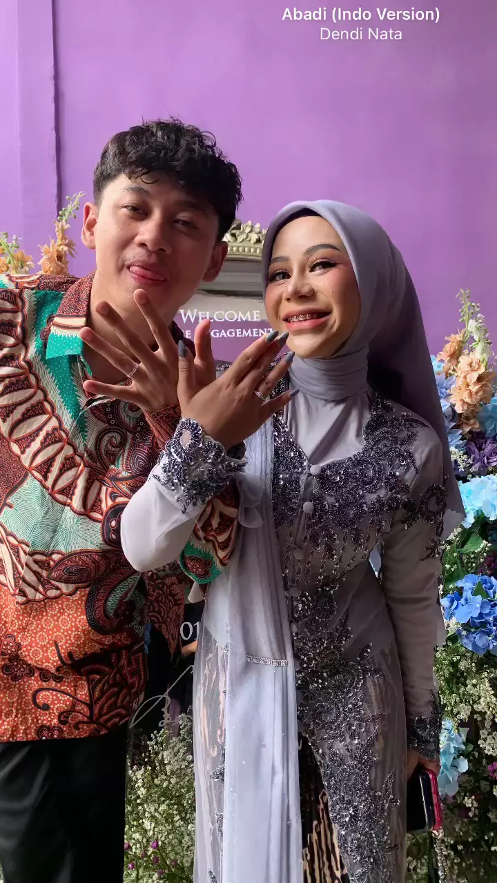 cimoy montok lamaran  © 2024 Instagram