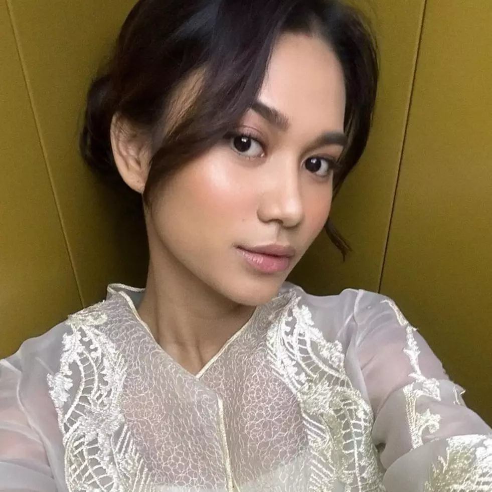 Disebut mirip Azizah Salsha, penampilan Cimoy Montok saat lamaran ini manglingi