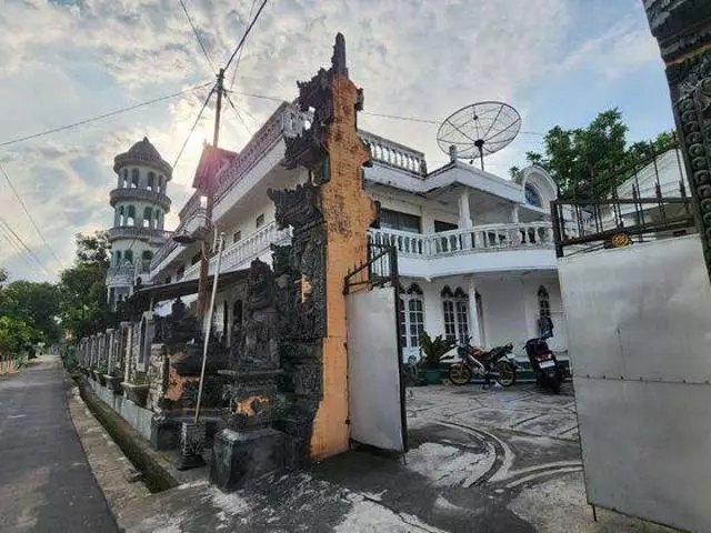 keluarga jual rumah pelawak gogon 3,5 miliar © berbagai sumber