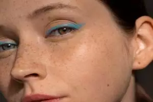 Tak cuma kunyit, TikToker ini unggah trik pudarkan flek hitam di wajah pakai tambahan 2 bahan alami