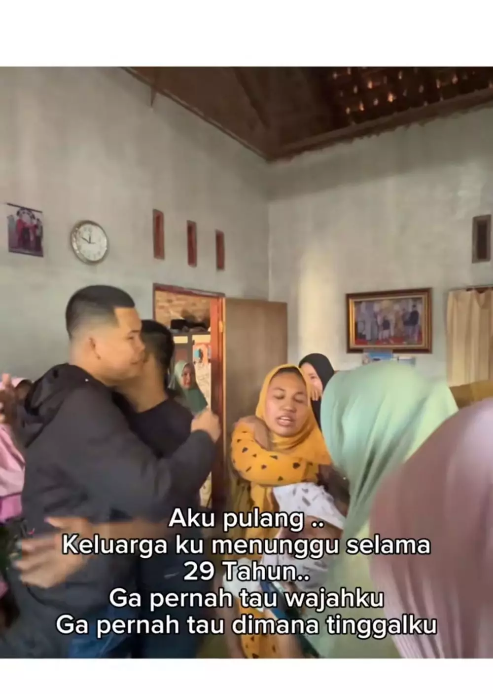 pria 29 tahun diadopsi © TikTok pria 29 tahun diadopsi © TikTok