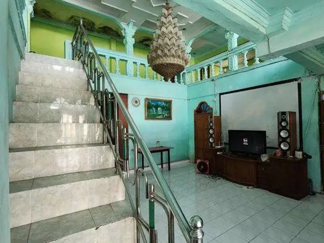 rumah megah mendiang gogon © berbagai sumber