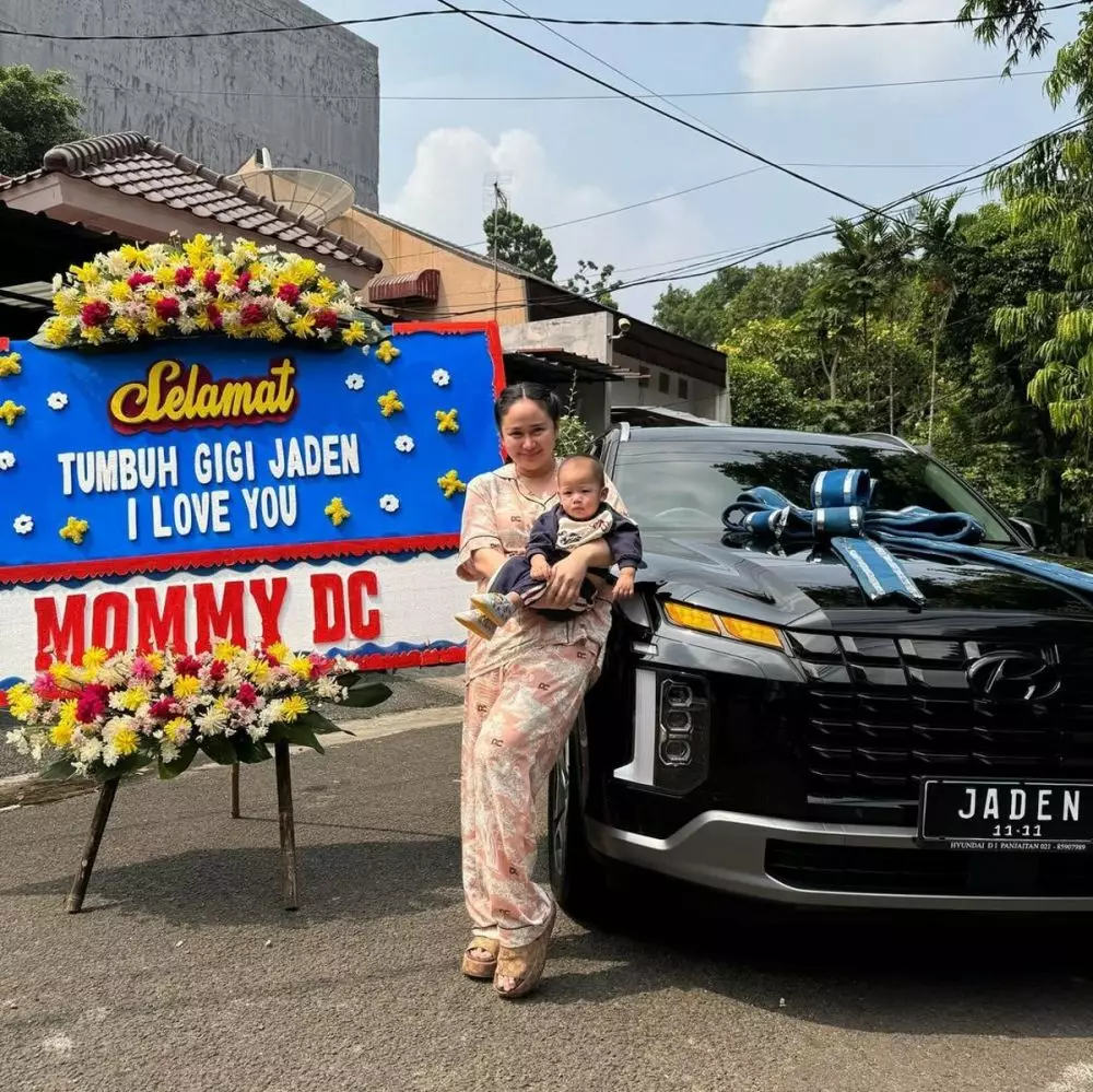 denise kasih mobil anaknya tumbuh gigi © Instagram denise kasih mobil anaknya tumbuh gigi © Instagram