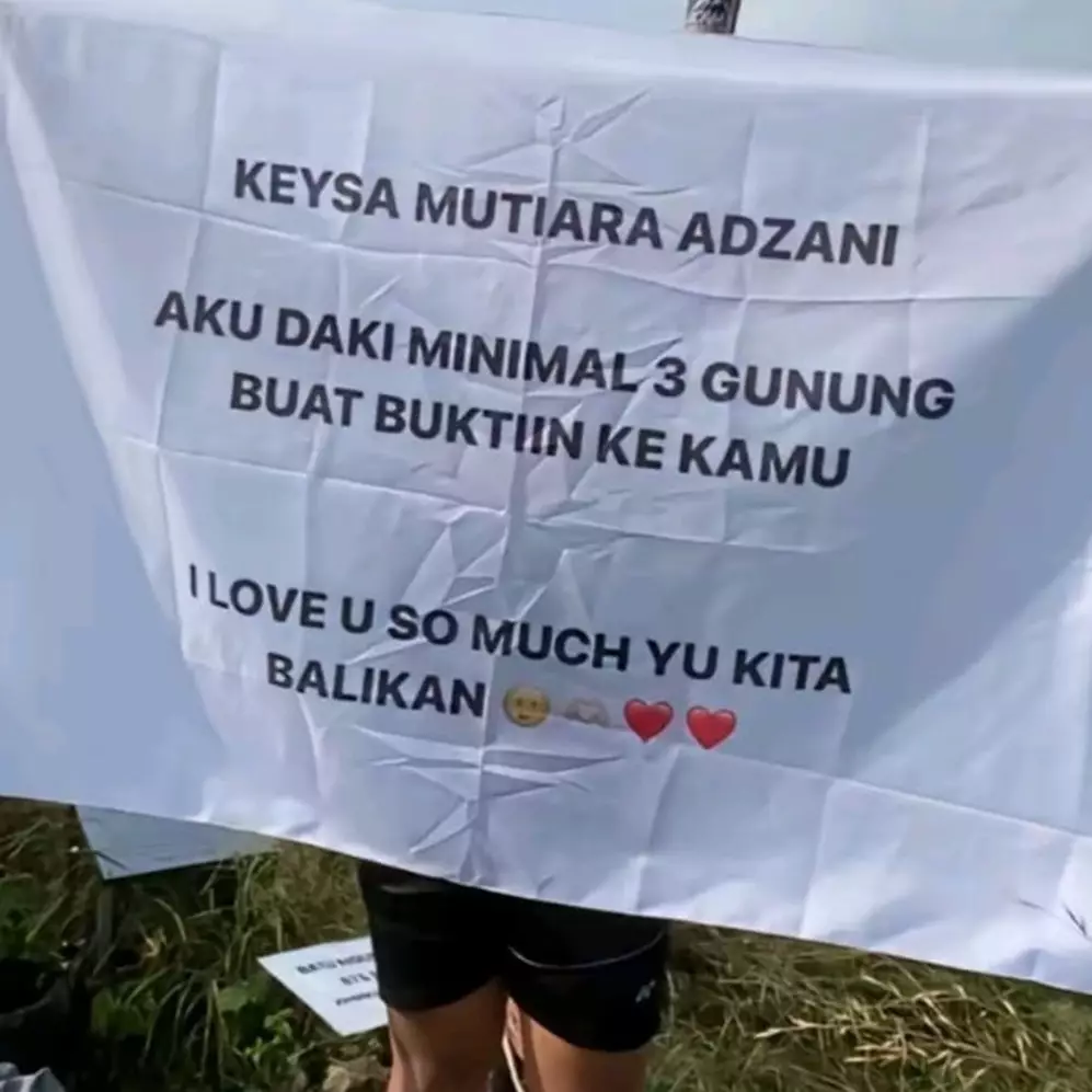 Ngajak balikan, effort pria mendaki tiga gunung buat minta maaf ke mantan ini endingnya nyesek
