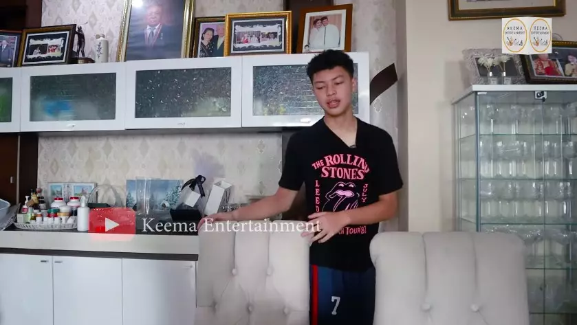 dapur Angelina Sondakh rapi © YouTube dapur Angelina Sondakh rapi © YouTube