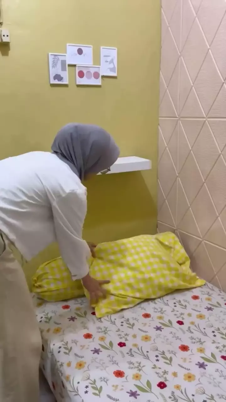 renovasi gudang jadi kamar © 2024 YouTube