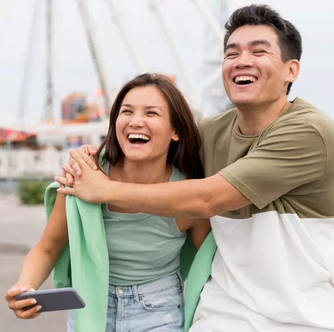 Pantun buat pacar 4 baris tentang cinta freepik.com